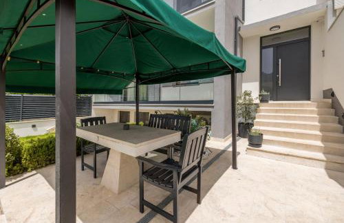 LUX GARDEN Luxury Apartment Split 2 - Photo 42