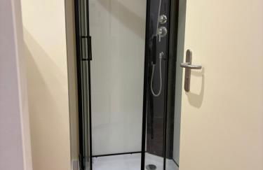 Le Charmant-T2 rénové-Plein centre de Limoges - Foto 7