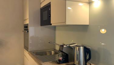 Ty Carreg Fach Staycation Cottage Cardiff - Foto 2