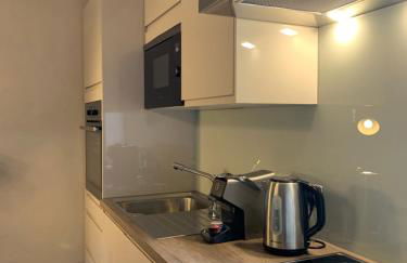 Ty Carreg Fach Staycation Cottage Cardiff - Foto 2