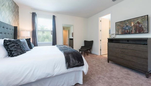 9 Bed Pool Home With Game Room Gated Resort 9 Bedroom Home by RedAwning - Foto 5, Habitación