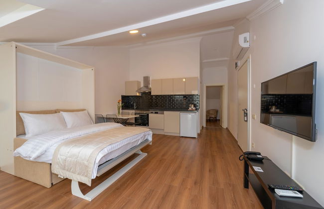 Joy Suites - Photo 61