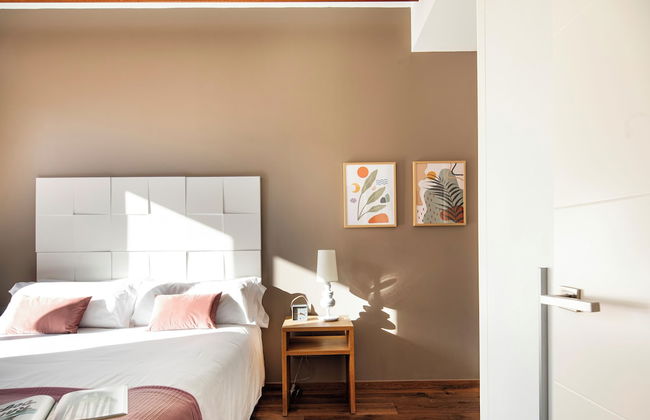 Aspasios Market Balconies - Photo 5