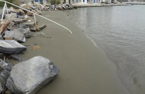 In front of the Beach. - Photo 28