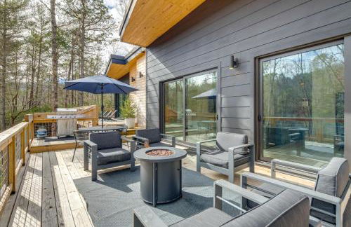 Hot Tub and Fire Pit Modern North Carolina Retreat - Foto 25