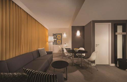 Adina Apartment Hotel Berlin Hackescher Markt - Foto 19