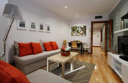 Apartamentos Adelfas - Photo 28
