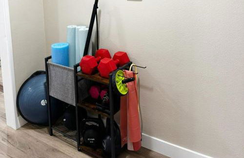 Modern Home Near Ontario Airport - Foto 17