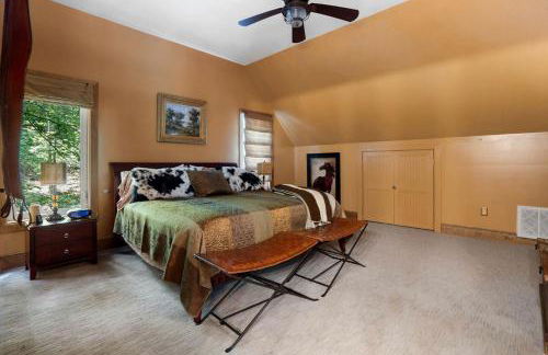 Rustic A-Frame Chalet with Hot Tub & Scenic Views in Mount Jackson, Virginia - Photo 41