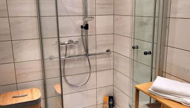 schöne, modernisierte Wohnung - Dudweiler - Foto 4, Shower