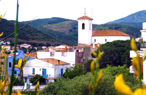 Caseta de pescadors a les cales de Colera, 2ª linea de mar - Foto 37
