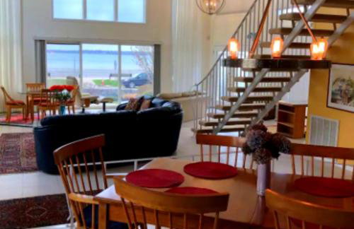 Swapscott Beachfront Vacation Home for Families - Foto 1