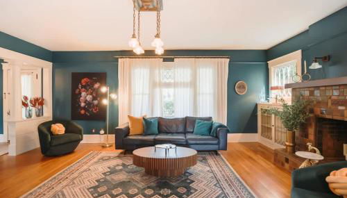 Gorgeous Eccentric Family Home with Cowboy Pool - Foto 3