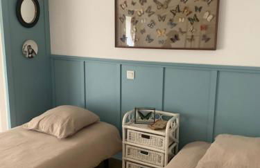 Maison des glycines au bord du Doubs - Photo 12