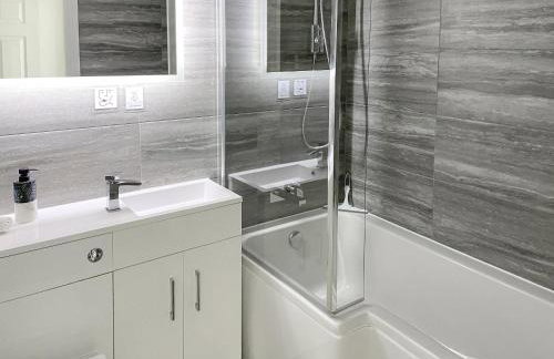 The Long House - Photo 18