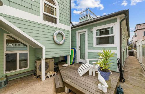 Stunning beach home - steps2sand, AC, Large Patio and Fast Wifi! - Foto 64