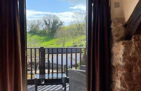 The Farmhouse - Photo 8