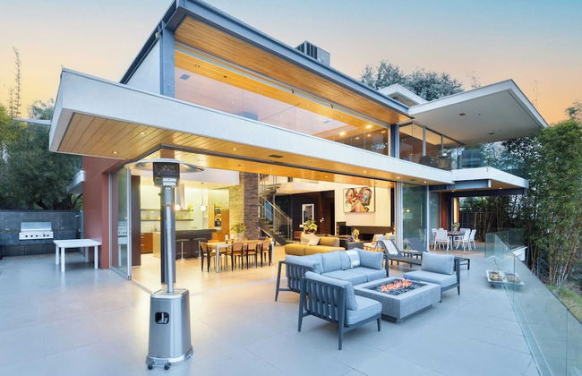 Hollywood Overlook by Avantstay Private Pool + Hot Tub Panoramic Views - Photo 38