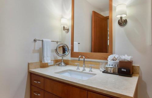 Kaanapali Royal Ocean View 2 BR Sleeps 8 Perfect for Couples Complimentary Car with 6 Nights KRO-G201 by KBM - Foto 79