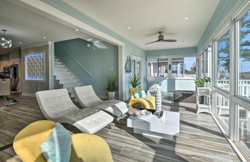 Luxurious Waterfront Home with Private Pier and Views! - Foto 6