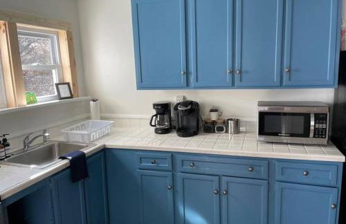 Catskills Quaint Cottage with Peloton Minutes from Hiking - Foto 8