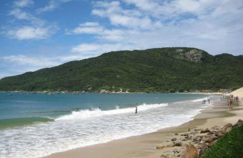 Kitinet para 2 pessoas próximo do mar - Ingleses - Com garagem - Foto 12