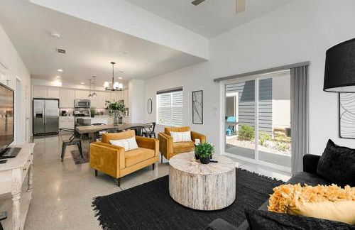 Gorgeous Townhome Steps From the Brewery District! - Foto 2