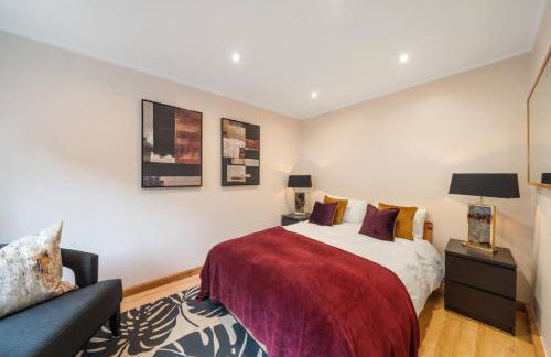Cosy 3 BEDROOM Home with Garden, Ealing - Foto 5