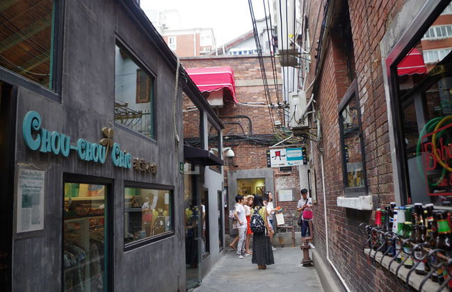 Shanghai Day Trip of Zhujiajiao Water Town, Jade Buddha Temple and Tianzifang - Foto 2