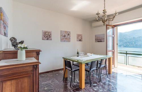 Teo s House private parking and lake view - Photo 18