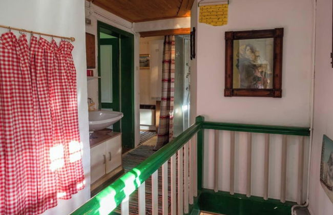 Mountain-view Cottage Sleeps 15 -balcony -pets Ok - Foto 10