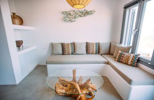 Mykonos Supreme Comfort Suites & Villas - Photo 28