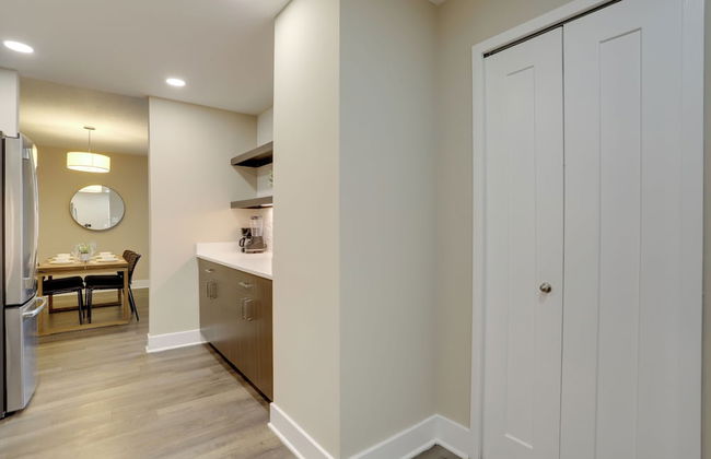 Walkable DC View Apartments - Photo 36