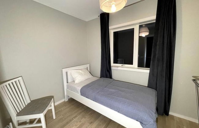 NEW Duplex Apartment Near the City With Free Private Parking - Foto 3