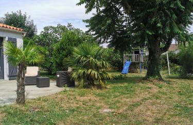 Villa Family Surf sur un terrain arborée et clos, calme et repos - Photo 4