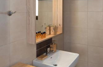 Syra Suites - Photo 52