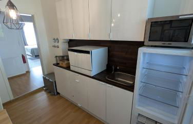 Helles Studio mit Arbeitsplatz und Balkon - Foto 14