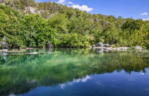 Large Luxury Blanco Riverfront Home with Pool - Foto 6