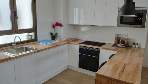 Apartamento LOS VEGA- parking privado - Foto 5