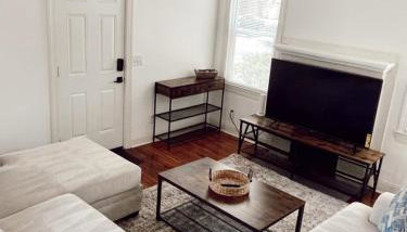 Southern Charm at its Best near South Historic District - Foto 3