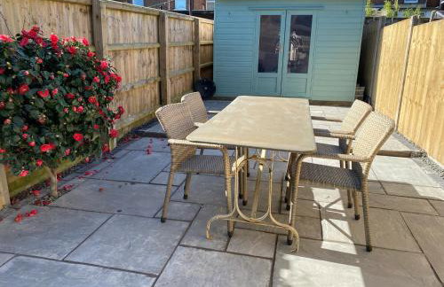 Didis Cottage-Dog Friendly-Garden-Cowes-Sleeps 4 - Foto 39