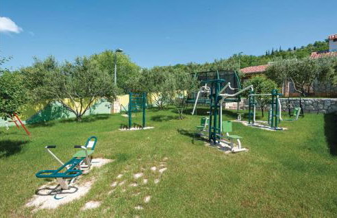 Nice Home In Sestanovac With Kitchen - Foto 24