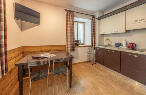 Alla Regia Wellness, con sauna e vasca idromassaggio - Photo 6