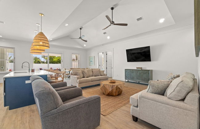 Brand New Home With In-ground Pool, Four Houses From Beautiful Laguna Beach - Foto 16