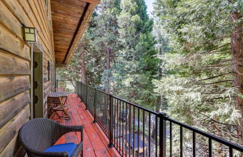 Walk to Lake Gregory Family Retreat with Patio! - Foto 33