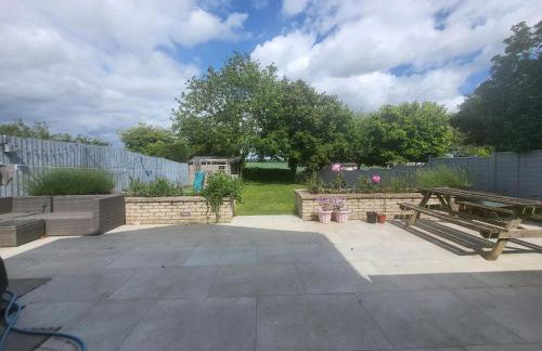 Silverstone - 5 Bed - Sleeps 10 - Foto 1