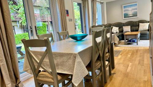 Luxury Modern Costal Escape & Pool - Foto 5