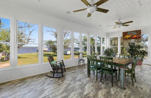 Waterfront 3 Bedroom Home - Foto 24