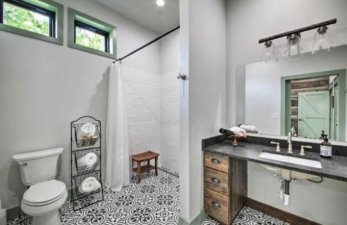 Bross Brothers Cabin with Wraparound Porch! - Foto 18