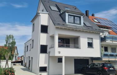 Gästehaus Stoll - 3 Schlafzimmer, nahe Flughafen & Messe - Foto 24